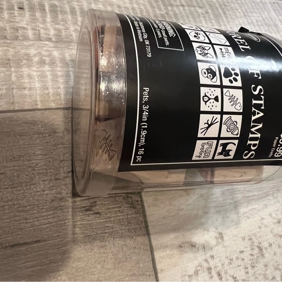 Barrel of pet stamps N - Picture 3 of 5